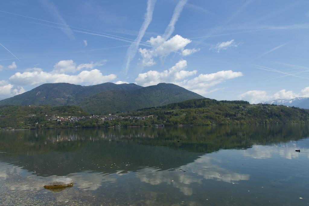 La Terrazza Sul Lago بيرجيني فالسويانا المظهر الخارجي الصورة