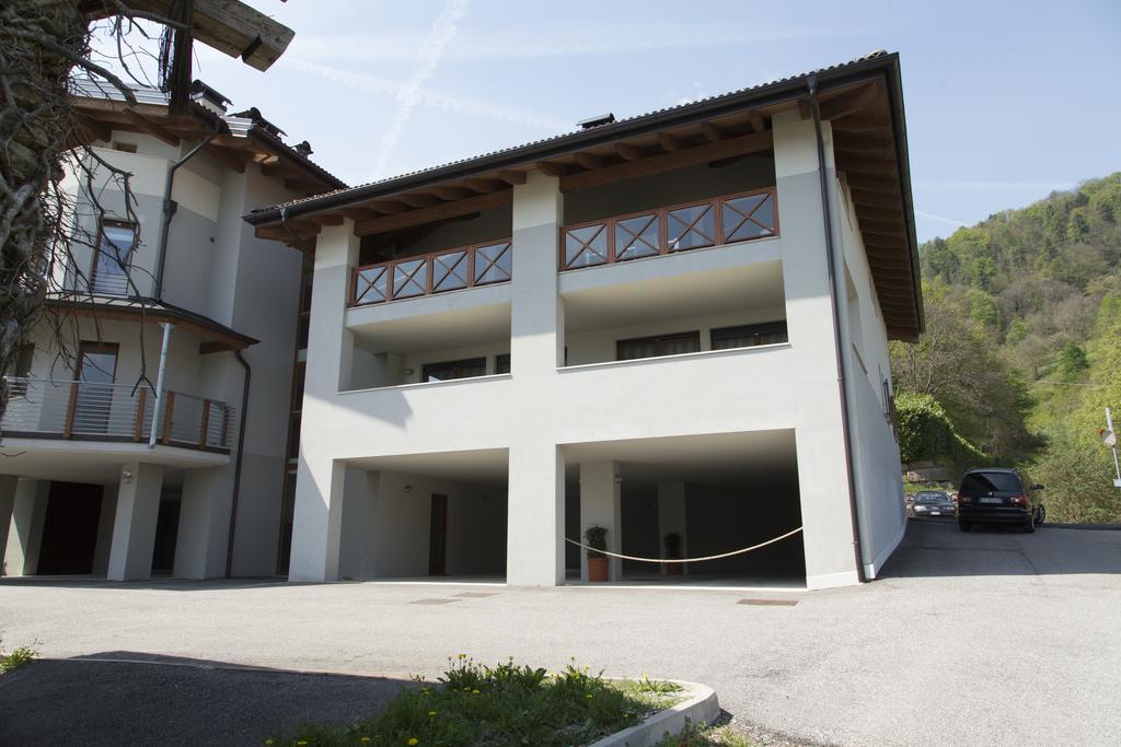 La Terrazza Sul Lago بيرجيني فالسويانا المظهر الخارجي الصورة
